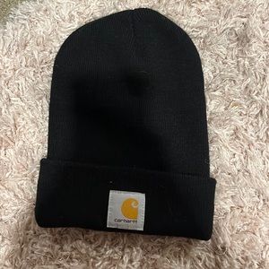 Black car hartt beanie